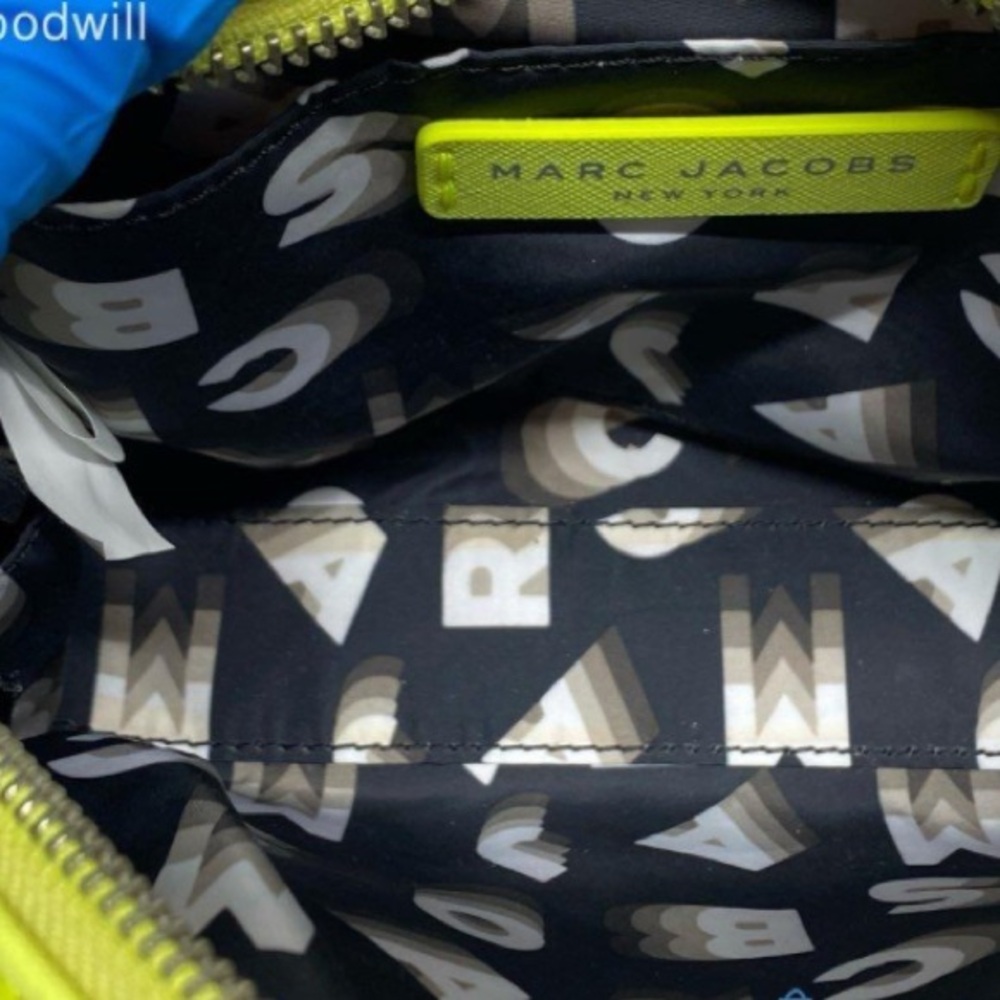 Marc Jacobs Neon Yellow Mini Bag NWT - Picture 5 of 6
